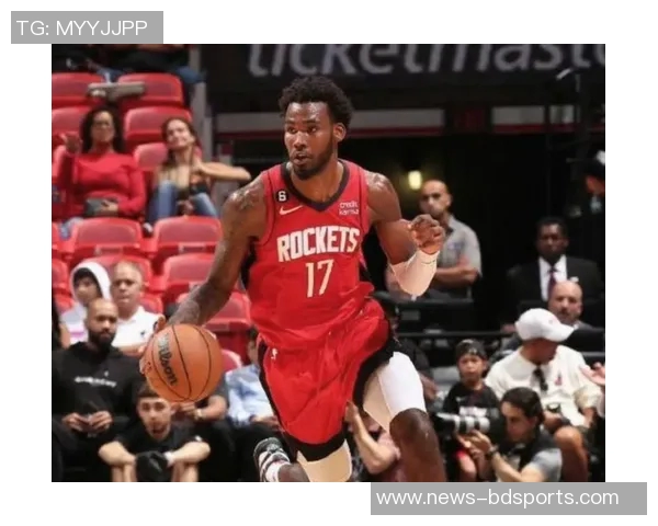 克尼佩尔称赞球队配合默契49个进球中39次助攻展现团队篮球魅力 克尼佩尔称赞球队配合默契49个进球中39次助攻展现团队篮球魅力