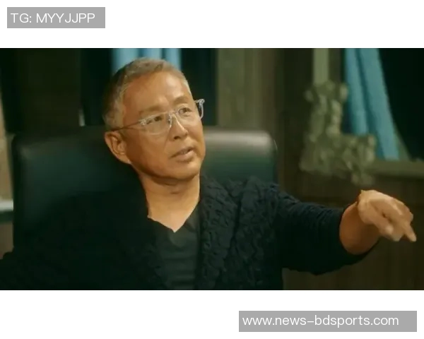 芬奇怒斥裁判漏判两次直言你心知肚明场边气氛紧张